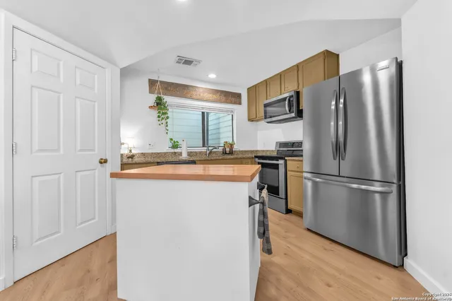 $220,000 | 11703 Spring Dale Drive, San Antonio, TX 78249