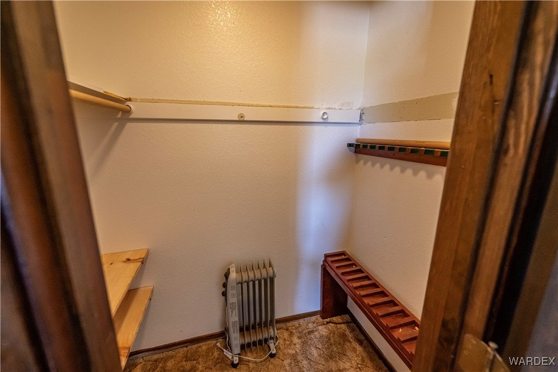 10320 South Veteran Road Seligman, AZ 86337 - Photo 31 of 79 Closet