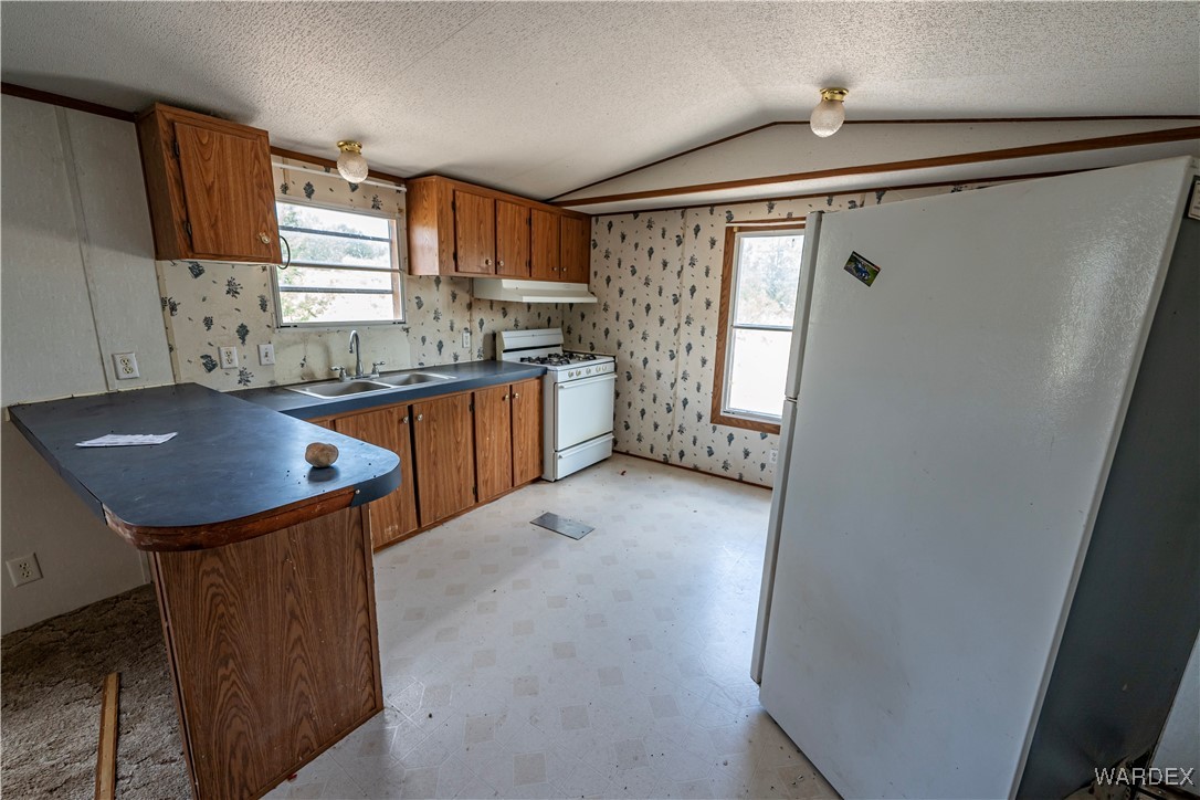10320 South Veteran Road Seligman, AZ 86337 - Photo 51 of 79 MOBILE OF NO VALUE