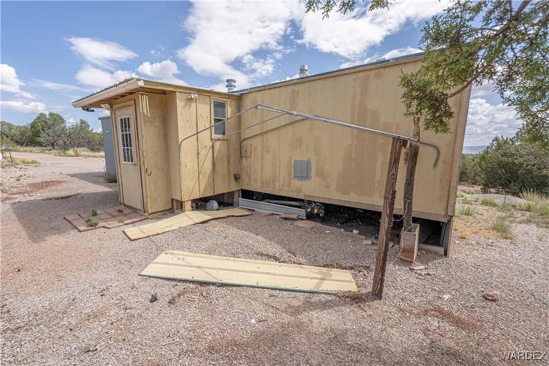 10320 South Veteran Road Seligman, AZ 86337 - Photo 55 of 79 Out Buildings
