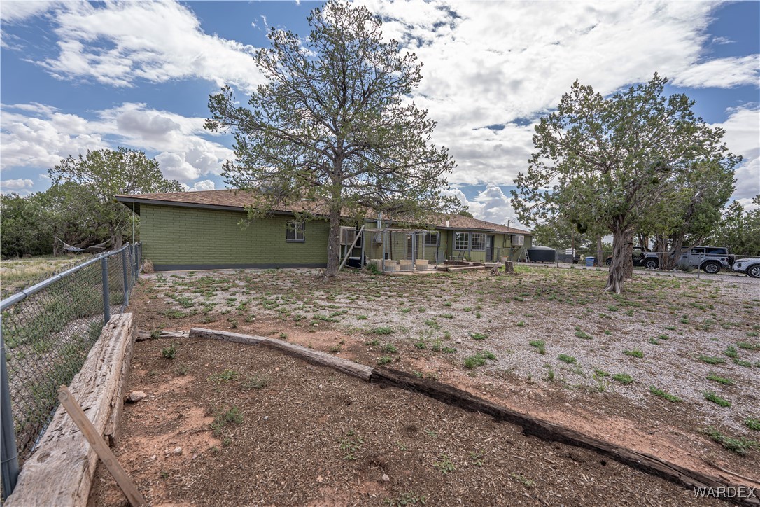 10320 South Veteran Road Seligman, AZ 86337 - Photo 64 of 79 Back of Structure