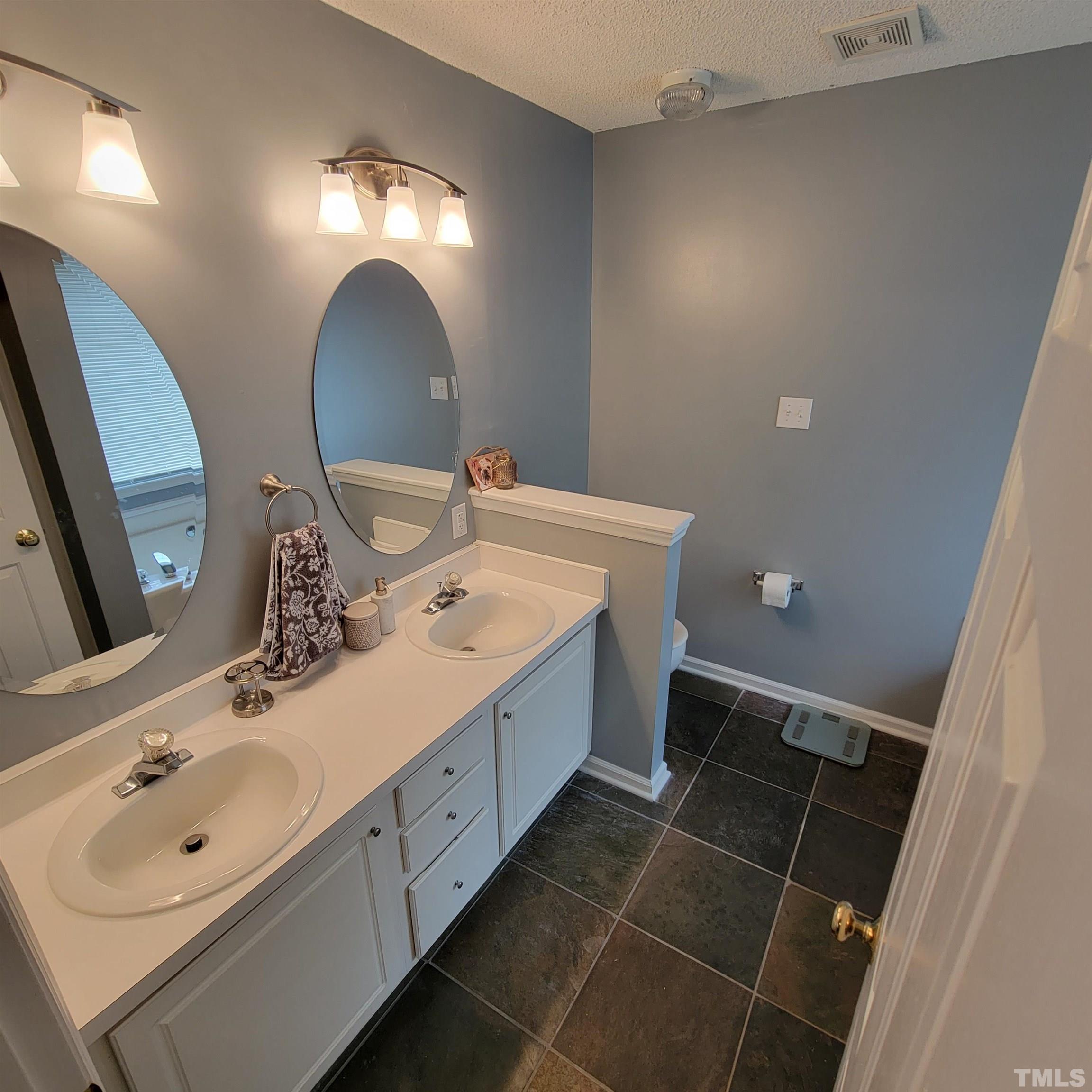 3400 Neptune Drive Raleigh, NC 27604 - Photo 12 of 18 Gallery Image 12