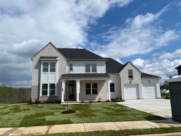 $829,900 | 7404 Black Fox Drive, Fairview, TN 37062