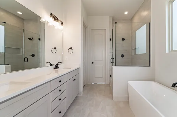 $829,900 | 7404 Black Fox Drive, Fairview, TN 37062