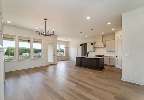 $829,900 | 7404 Black Fox Drive, Fairview, TN 37062