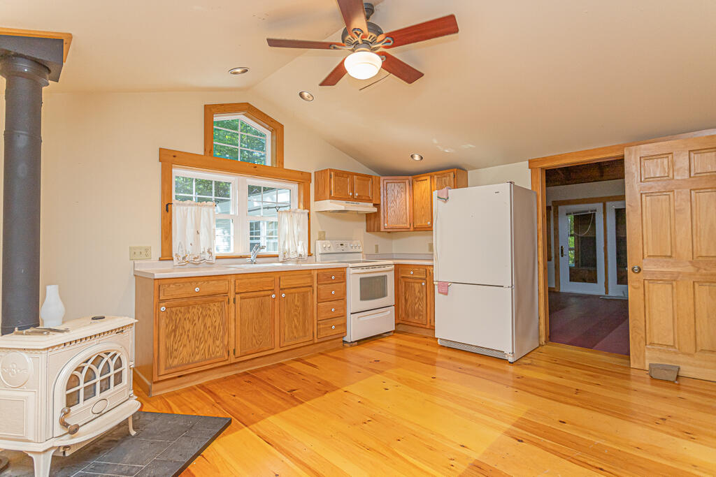 359 South Strong Road Farmington, ME 04938 - Photo 5 of 57 photo-3