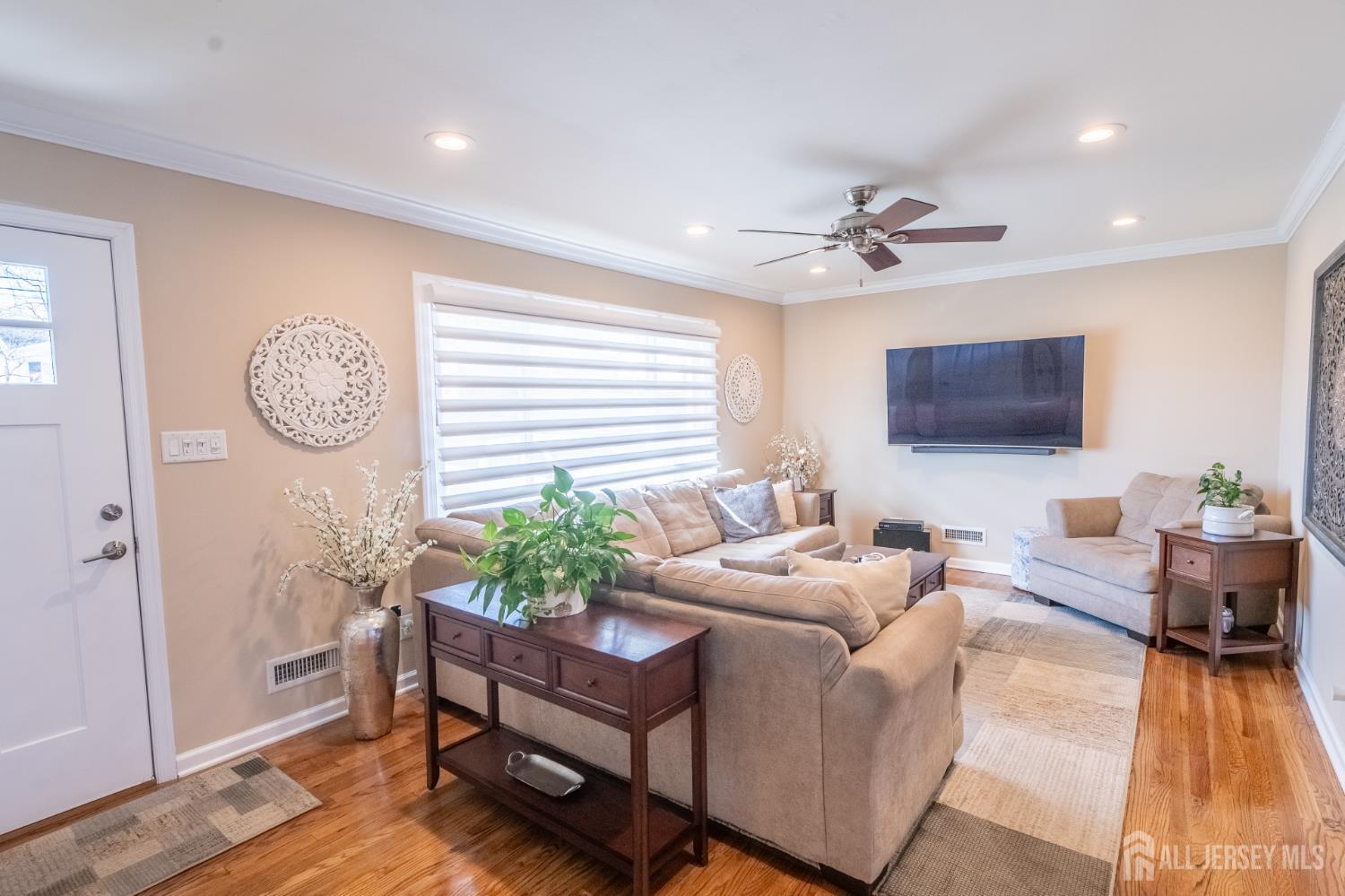 16 Woodland Road Jamesburg, NJ 08831 - Photo 14 of 68