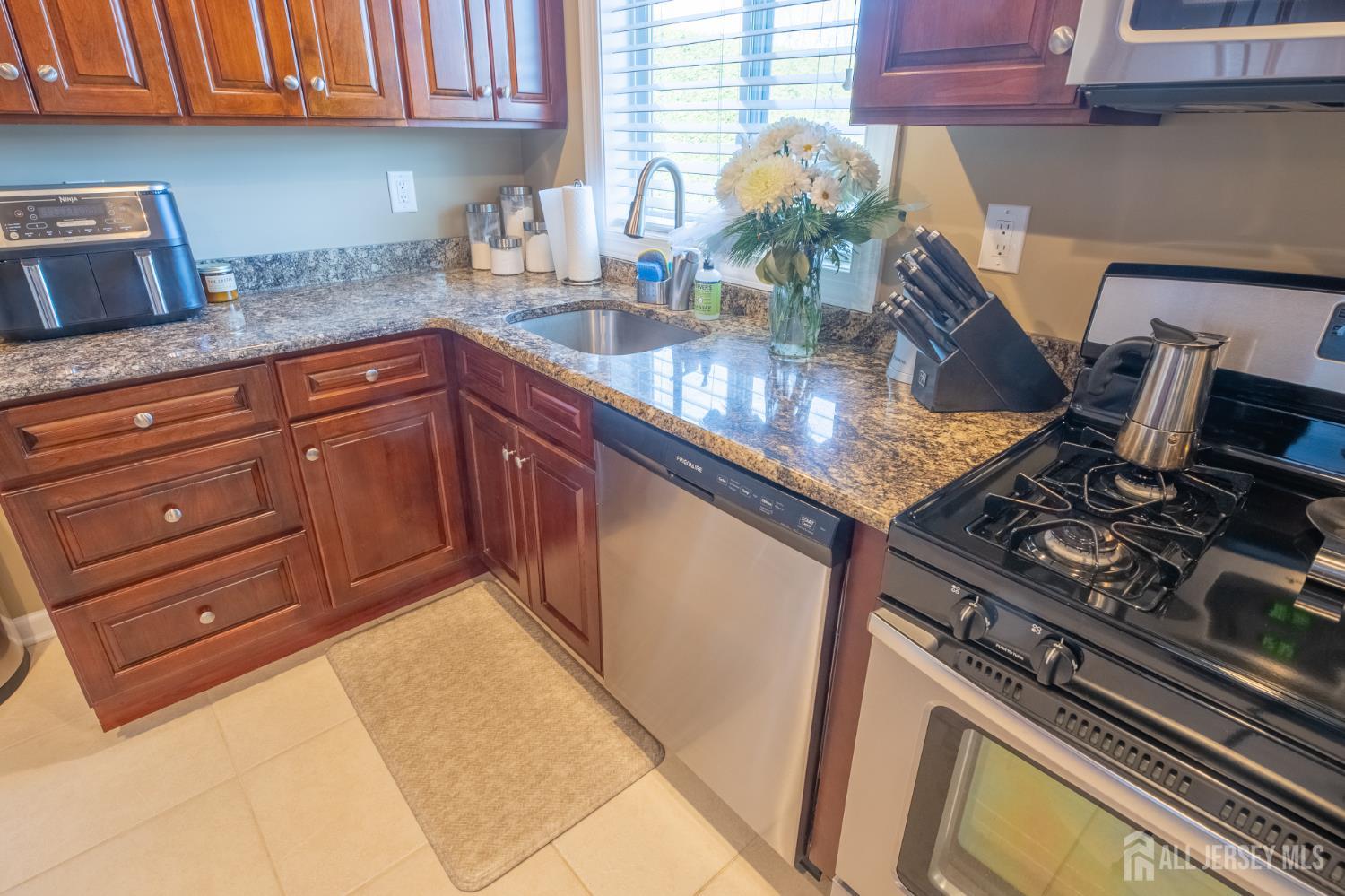 16 Woodland Road Jamesburg, NJ 08831 - Photo 23 of 68