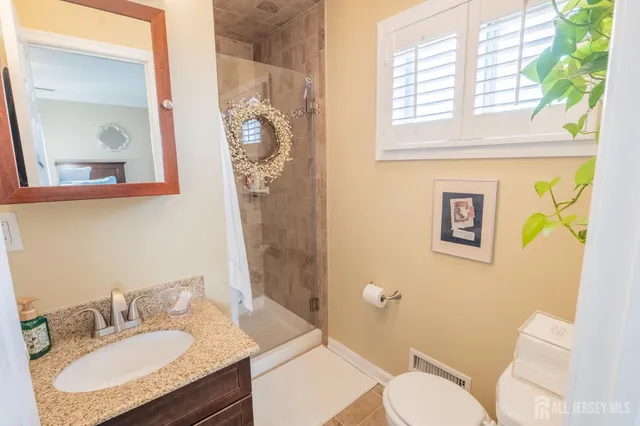 $549,900 | 16 Woodland Road, Jamesburg, NJ 08831