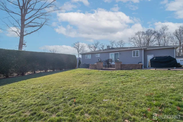 $549,900 | 16 Woodland Road, Jamesburg, NJ 08831