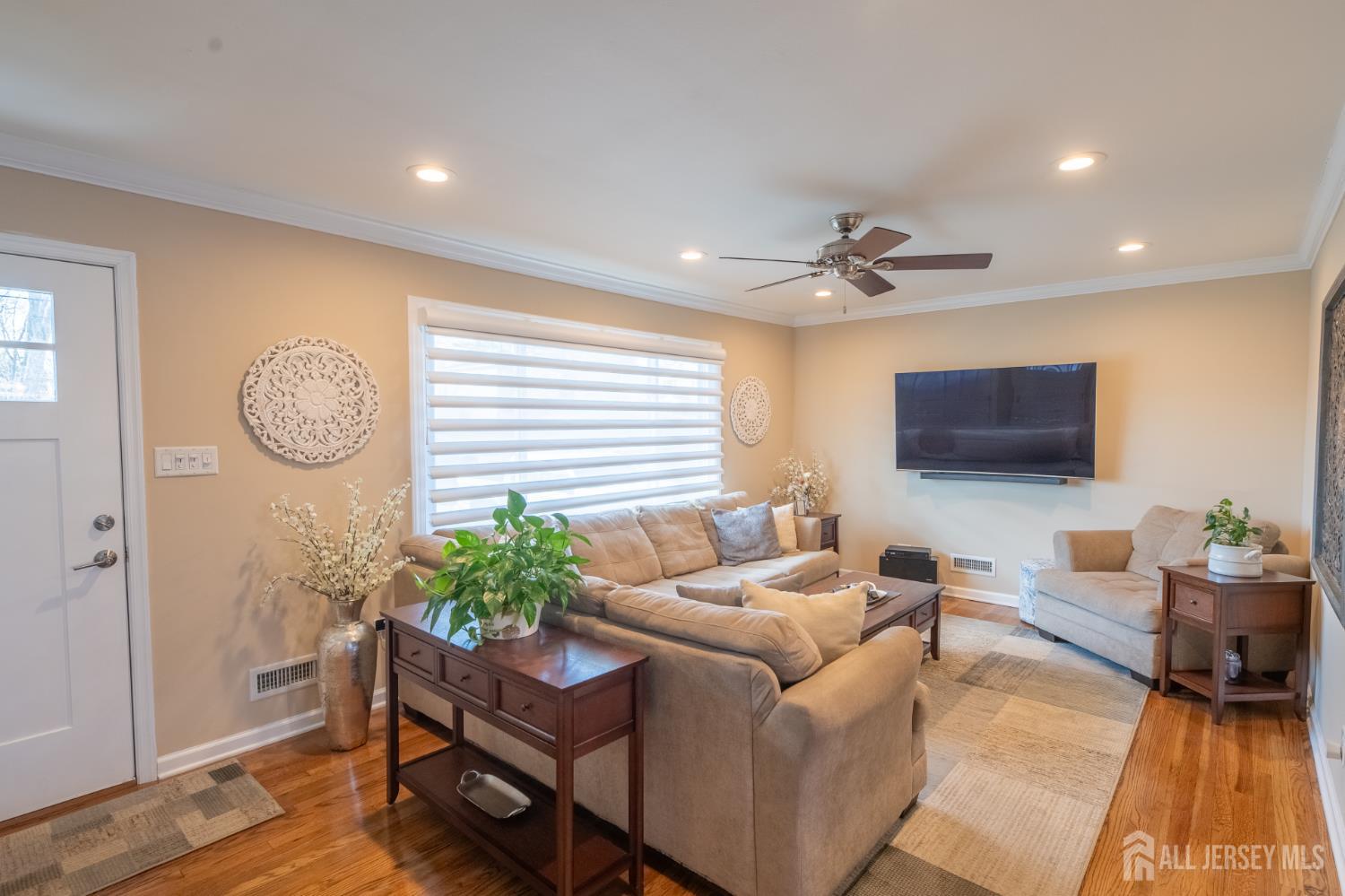 16 Woodland Road Jamesburg, NJ 08831 - Photo 9 of 68