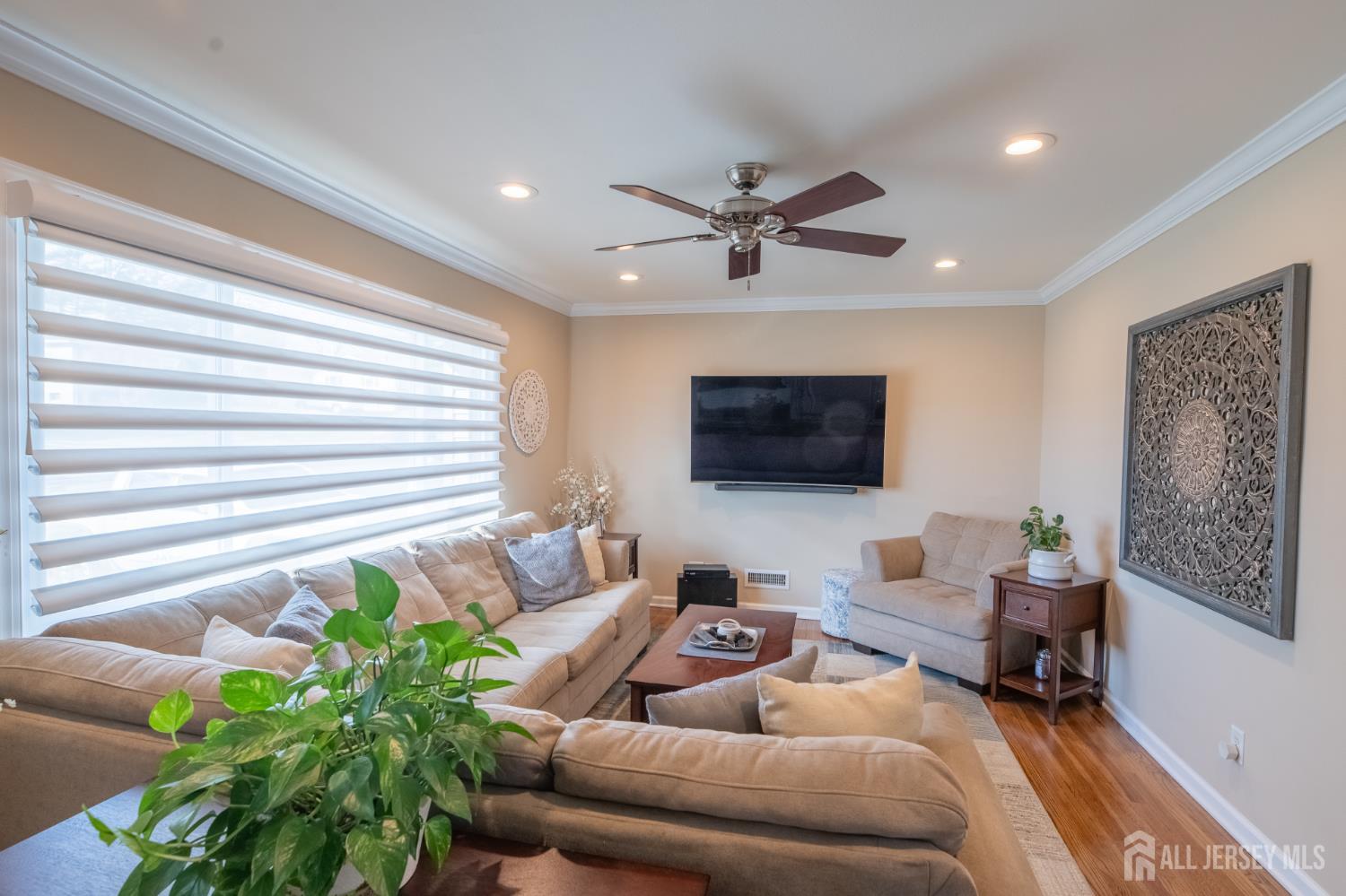 16 Woodland Road Jamesburg, NJ 08831 - Photo 10 of 68