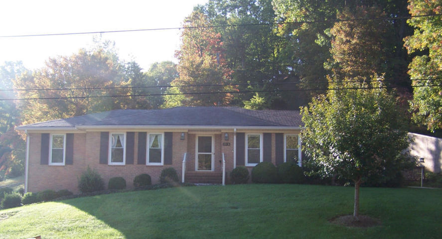3516 Heritage Road Southwest Roanoke, VA 24015 - Photo 1 of 31 front