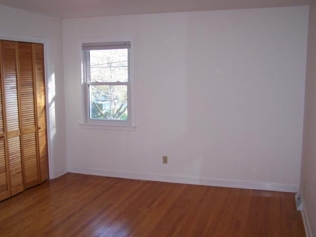 3516 Heritage Road Southwest Roanoke, VA 24015 - Photo 12 of 31 Master Bedroom