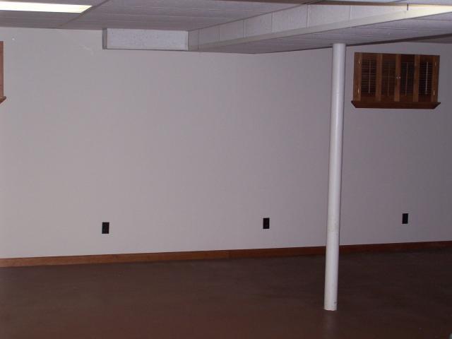 3516 Heritage Road Southwest Roanoke, VA 24015 - Photo 24 of 31 Semi-Finished Basement Room