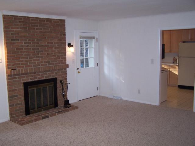 3516 Heritage Road Southwest Roanoke, VA 24015 - Photo 6 of 31 Great Room