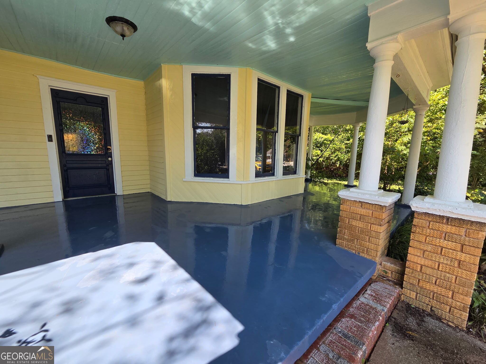 1907 Broad Street Statham, GA 30666 - Photo 2 of 20 a view of a living room