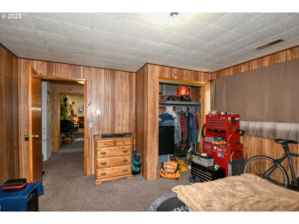 $379,900 | 212 South Water Street, Weston, OR 97886