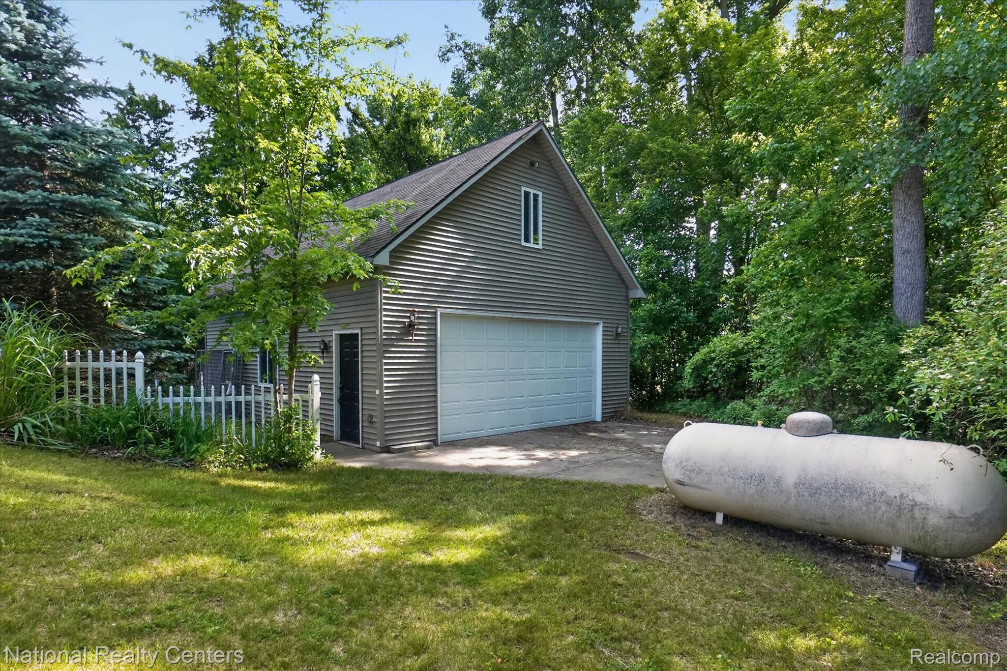 8280 West Rolston Road Linden, MI 48451 - Photo 36 of 47 2nd Garage/Pole Barn