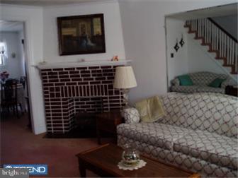 7193 Radbourne Road Upper Darby, PA 19082 - Photo 3 of 7 Living Room