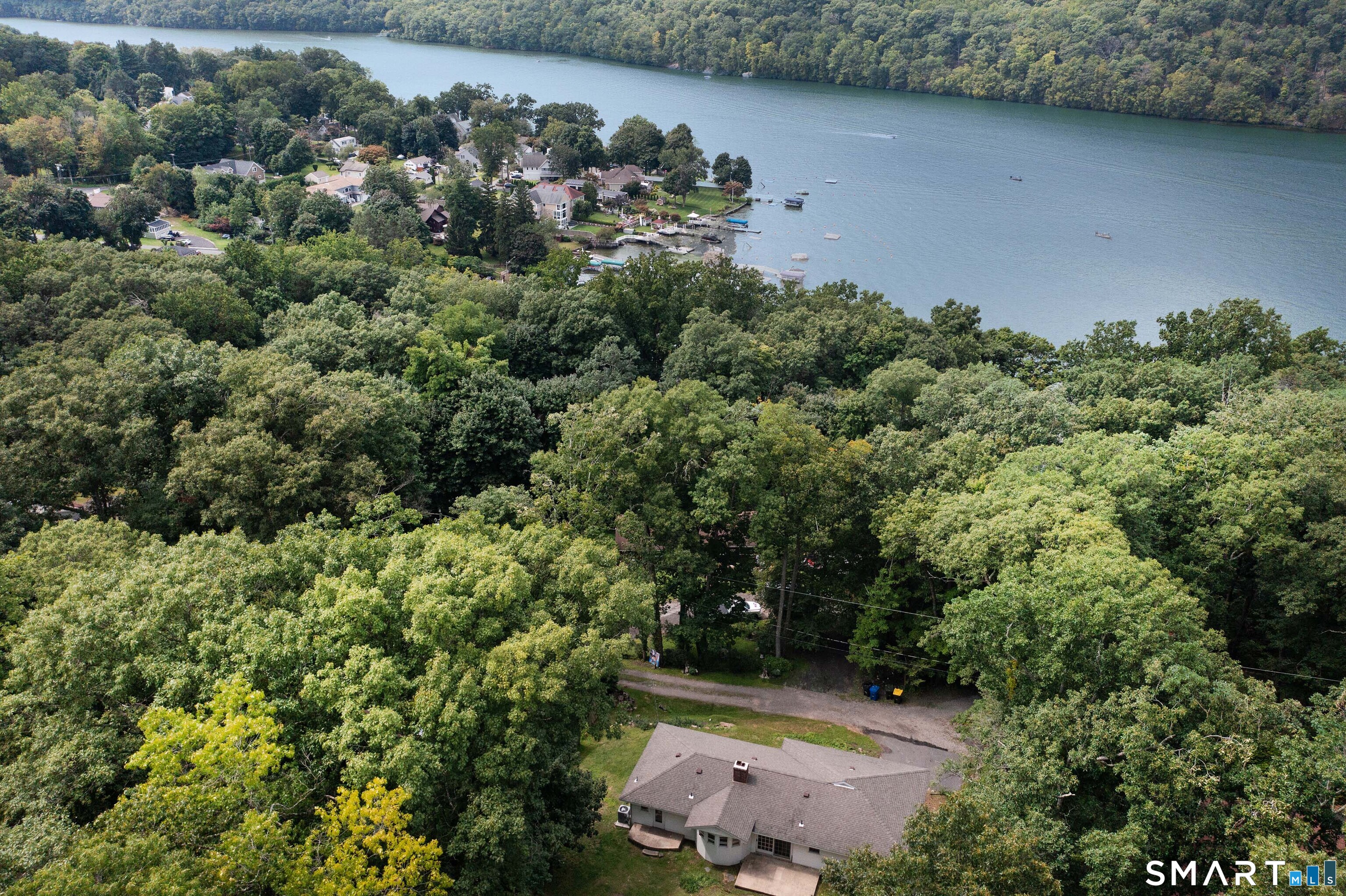 4 Musnug Road Danbury, CT 06811 - Photo 18 of 22 Gallery Image 18