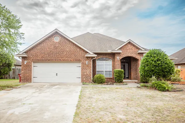 $2,295 | 406 Pendo Place, Crestview, FL 32536