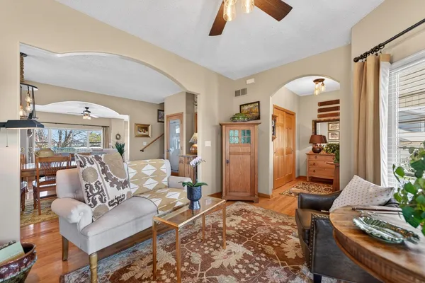 $479,900 | 12805 Edgewater Pointe, Winnebago, IL 61088