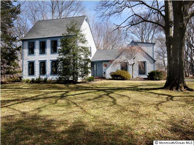 4 Rimwood Lane Colts Neck, NJ 07722 - Photo 1 of 3 Primary Photo