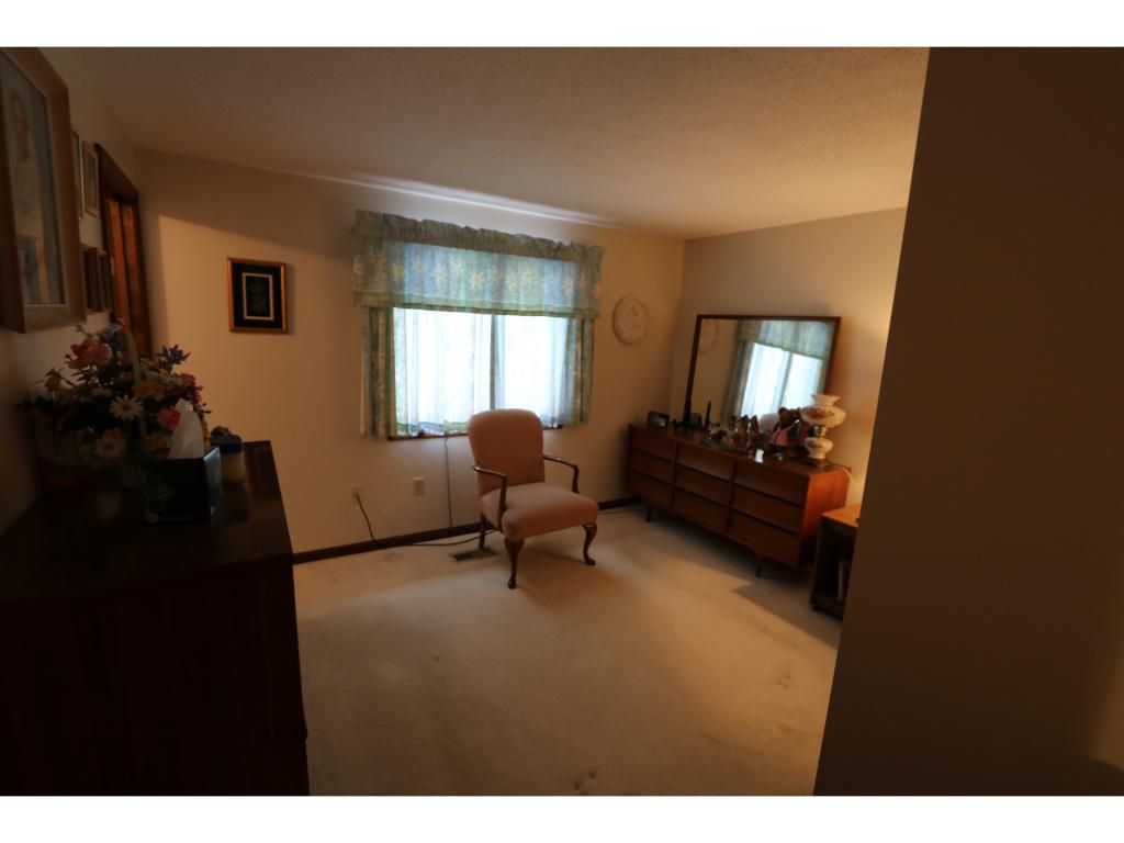12 Laurel Hill Road Londonderry, NH 03053 - Photo 14 of 25 Gallery Image 14