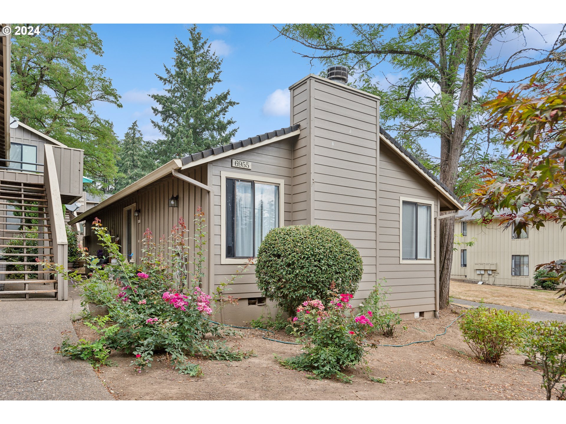 6965 Childs Road Lake Oswego, OR 97035 - Photo 1 of 40 Gallery Image 1