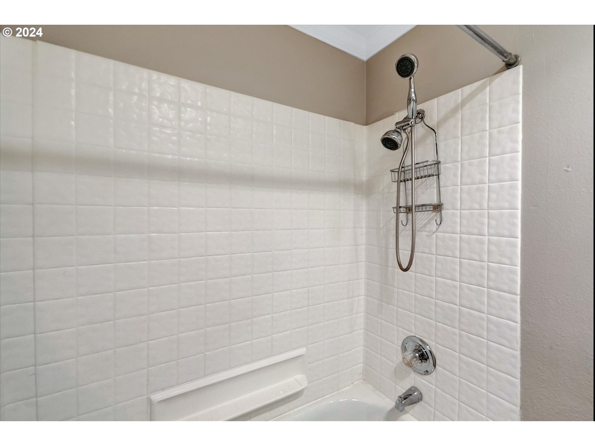 6965 Childs Road Lake Oswego, OR 97035 - Photo 23 of 40 Gallery Image 23