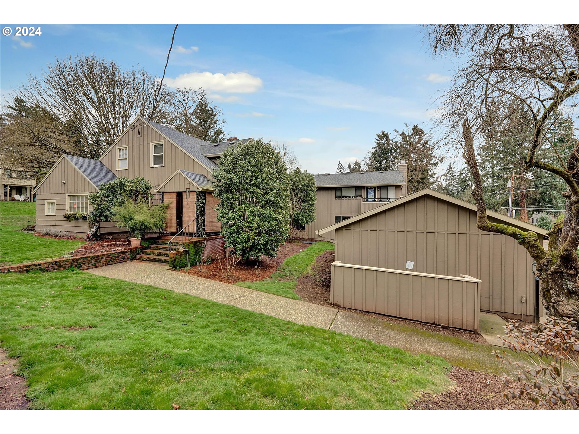 6965 Childs Road Lake Oswego, OR 97035 - Photo 3 of 40 Gallery Image 3