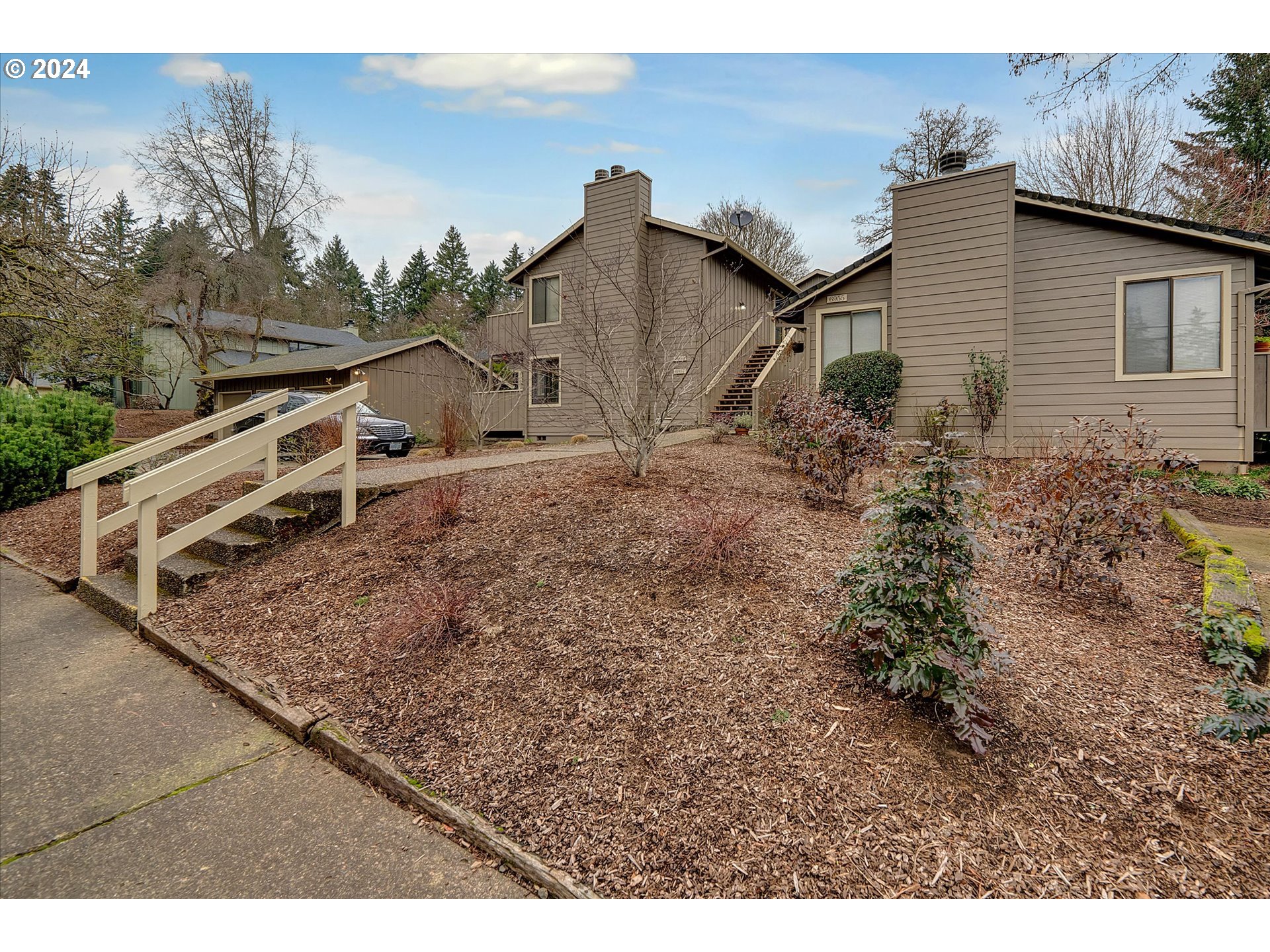 6965 Childs Road Lake Oswego, OR 97035 - Photo 5 of 40 Gallery Image 5