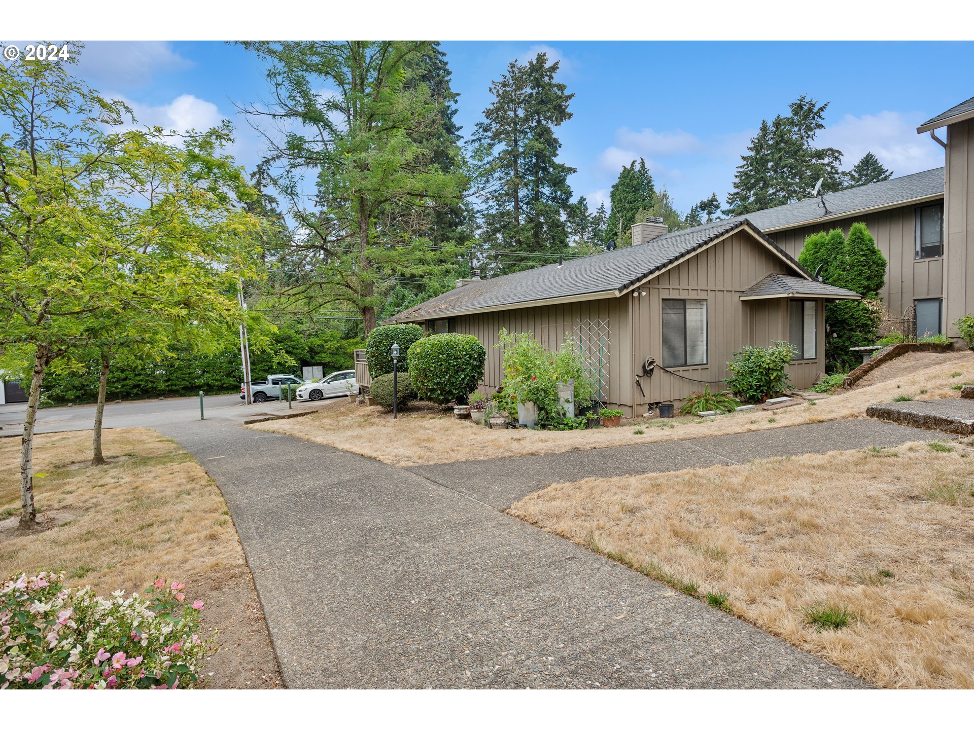 6965 Childs Road Lake Oswego, OR 97035 - Photo 7 of 40 Gallery Image 7