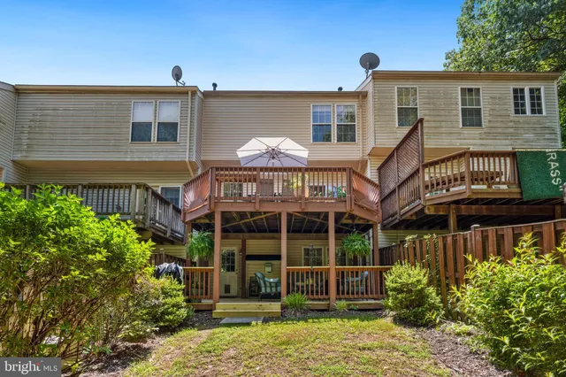 $2,850 | 2610 Grayton Lane, Woodbridge, VA 22191