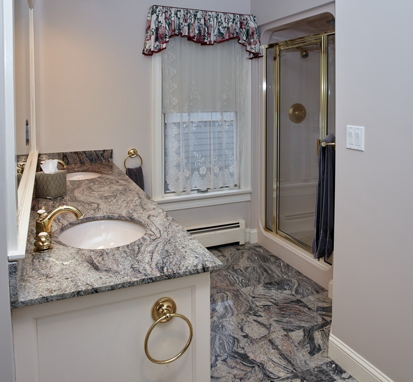 6 Stonegate Road Warren, RI 02885 - Photo 21 of 30
