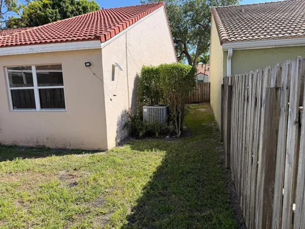 $3,950 | 10123 Caoba Street, Palm Beach Gardens, FL 33410