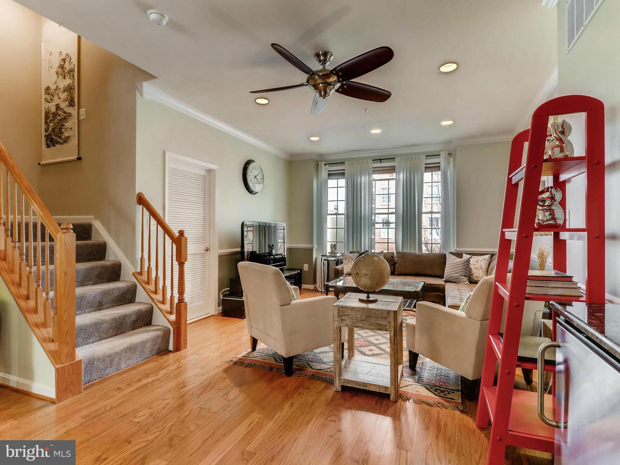 1316 Decatur Street Baltimore, MD 21230 - Photo 9 of 29 Living Room