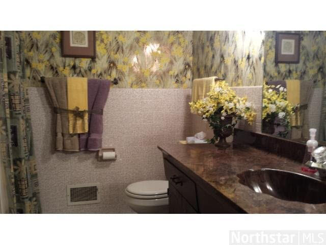 409 Spruce Circle Jordan, MN 55352 - Photo 9 of 11 Gallery Image 9