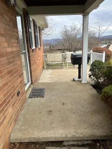 $249,000 | 704 Abbott Street, Latrobe, PA 15650