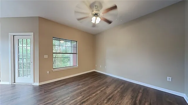 $1,150 | 2320 Gracy Farms Lane, Unit 324, Austin, TX 78758