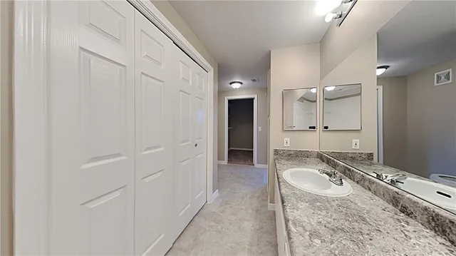 $1,150 | 2320 Gracy Farms Lane, Unit 324, Austin, TX 78758