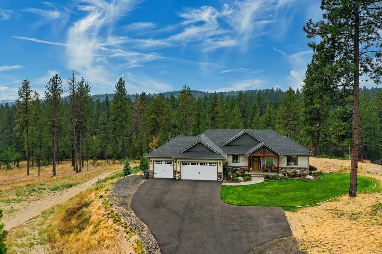14911 North Country Ridge Lane Spokane, WA 99208 - Photo 1 of 45