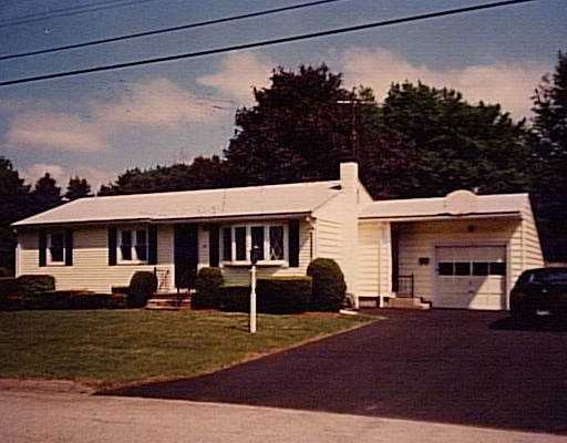 67 Baldwin Road Warwick, RI 02886 - Photo 1 of 1 Exterior Front.