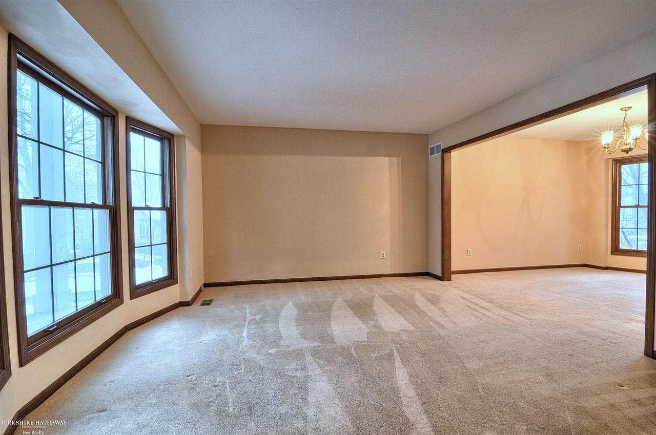 1935 Marcastle Court Rochester Hills, MI 48309 - Photo 21 of 33