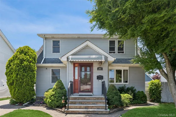 $824,999 | 307 Hughes Street, Bellmore, NY 11710