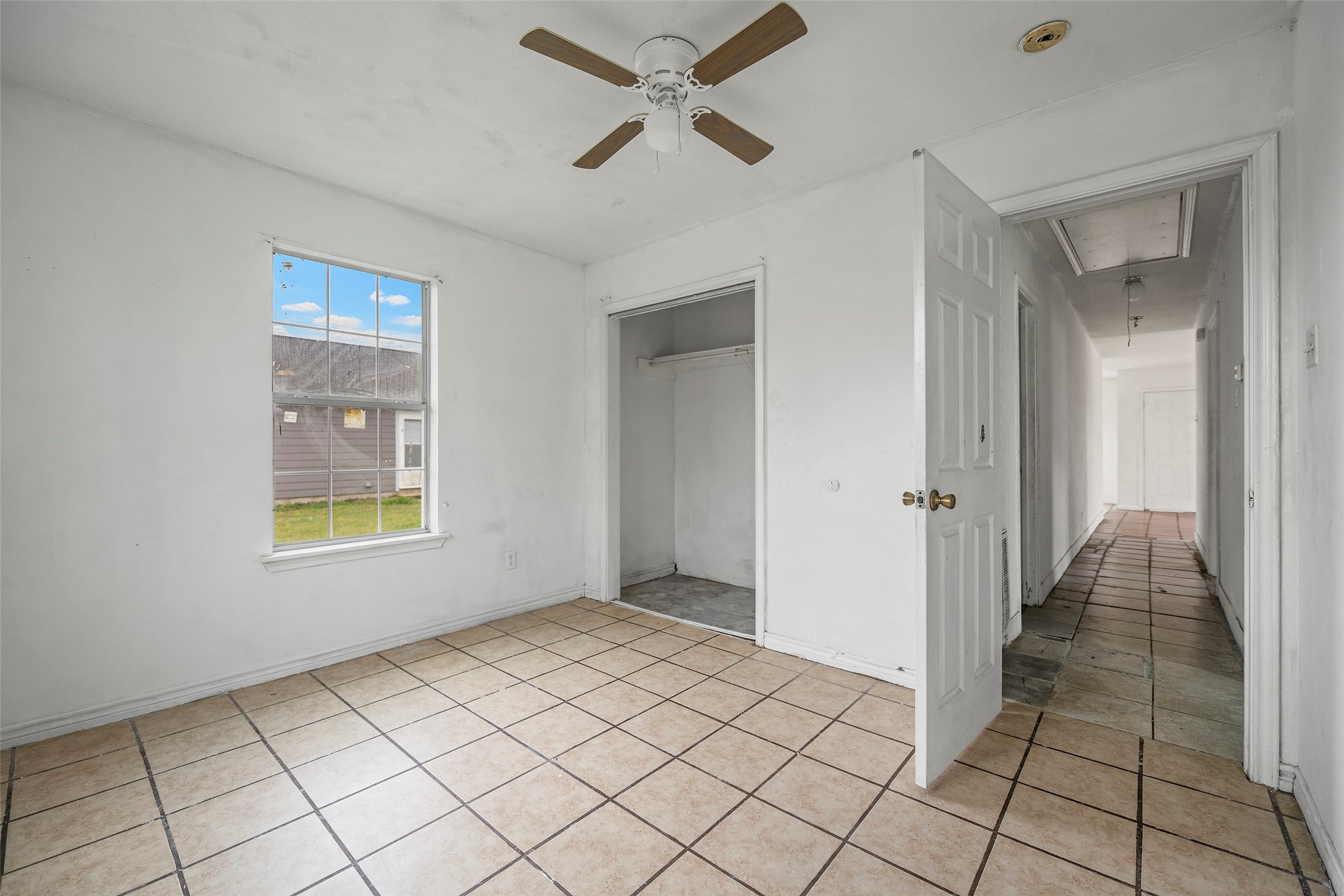 330 3rd Street Hempstead, TX 77445 - Photo 8 of 13