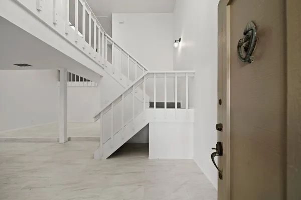 $2,200 | 11650 Village Pl Drive, Unit 302, Houston, TX 77077