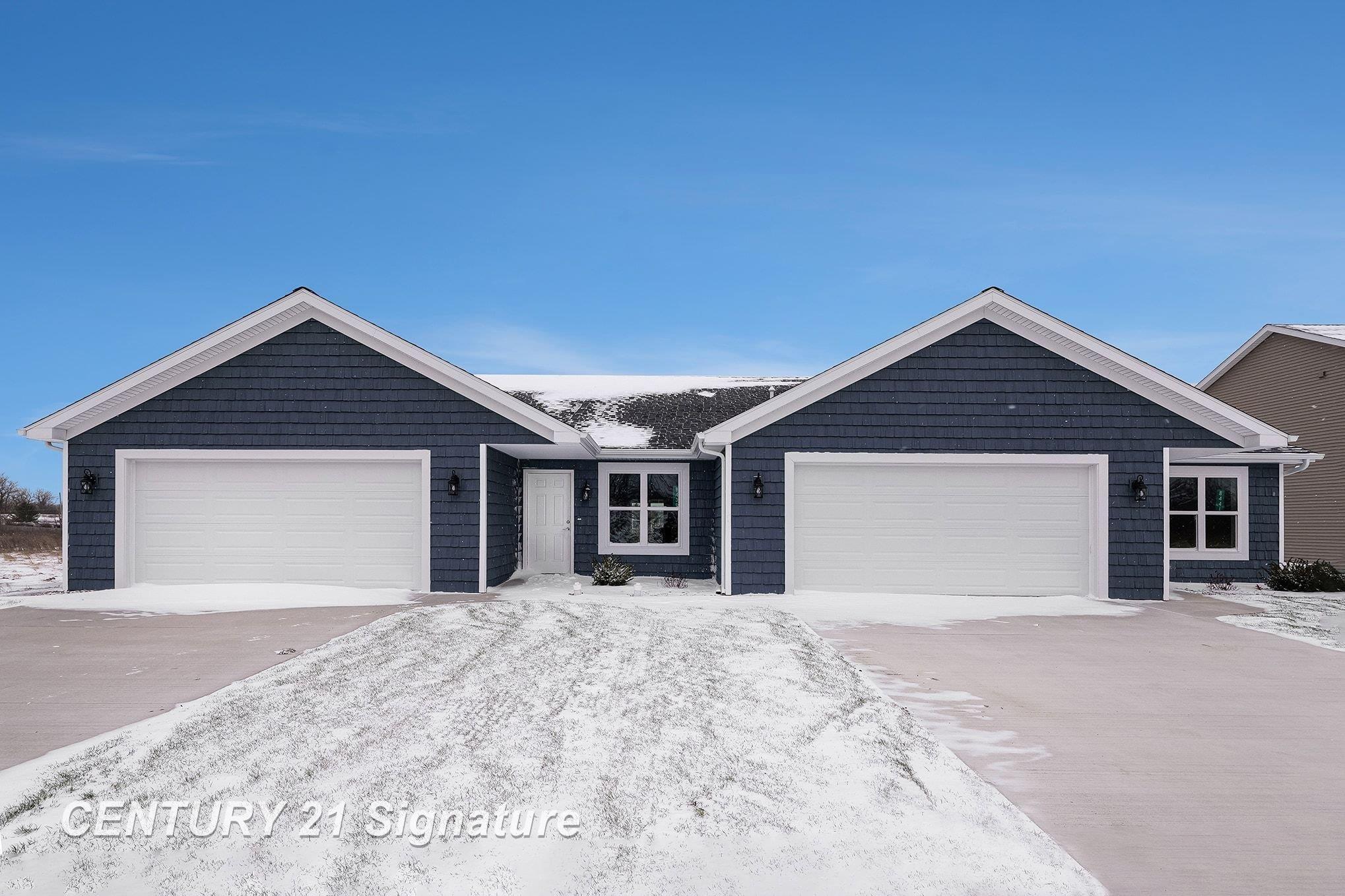 8487 North River Road Freeland, MI 48623 - Photo 3 of 27