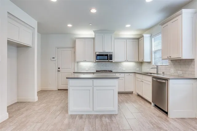 $415,000 | 7104 Huckleberry Drive, McKinney, TX 75070